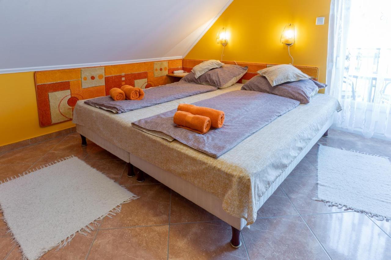 Gal Apartmanhaz Гаркань Екстер'єр фото