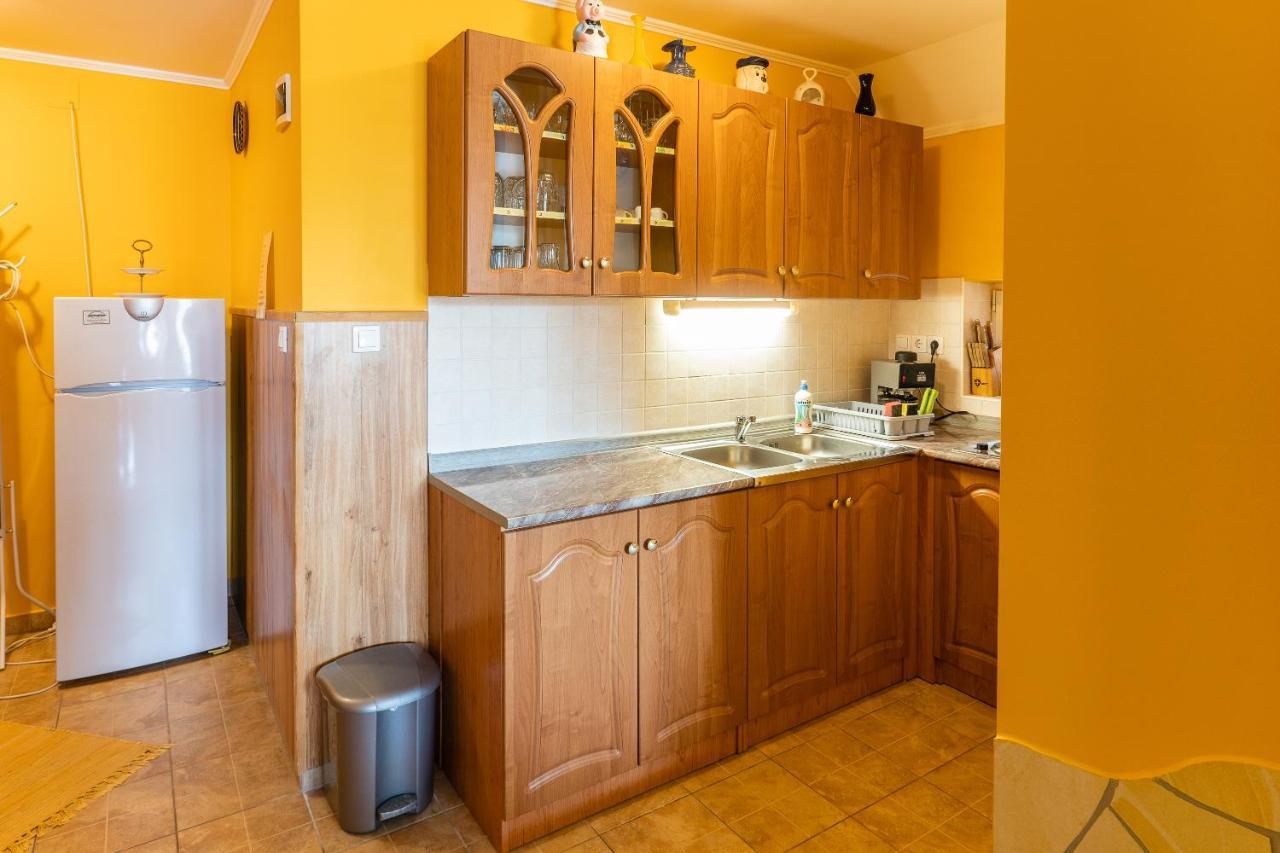 Gal Apartmanhaz Гаркань Екстер'єр фото