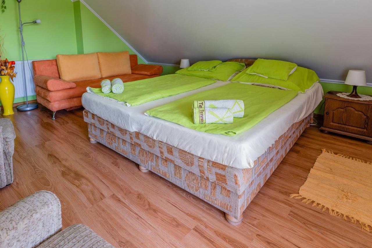 Gal Apartmanhaz Гаркань Екстер'єр фото