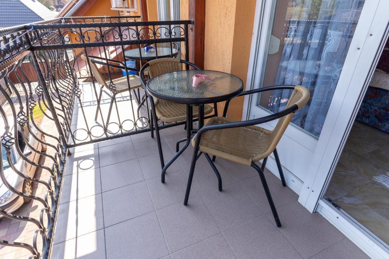 Gal Apartmanhaz Гаркань Екстер'єр фото