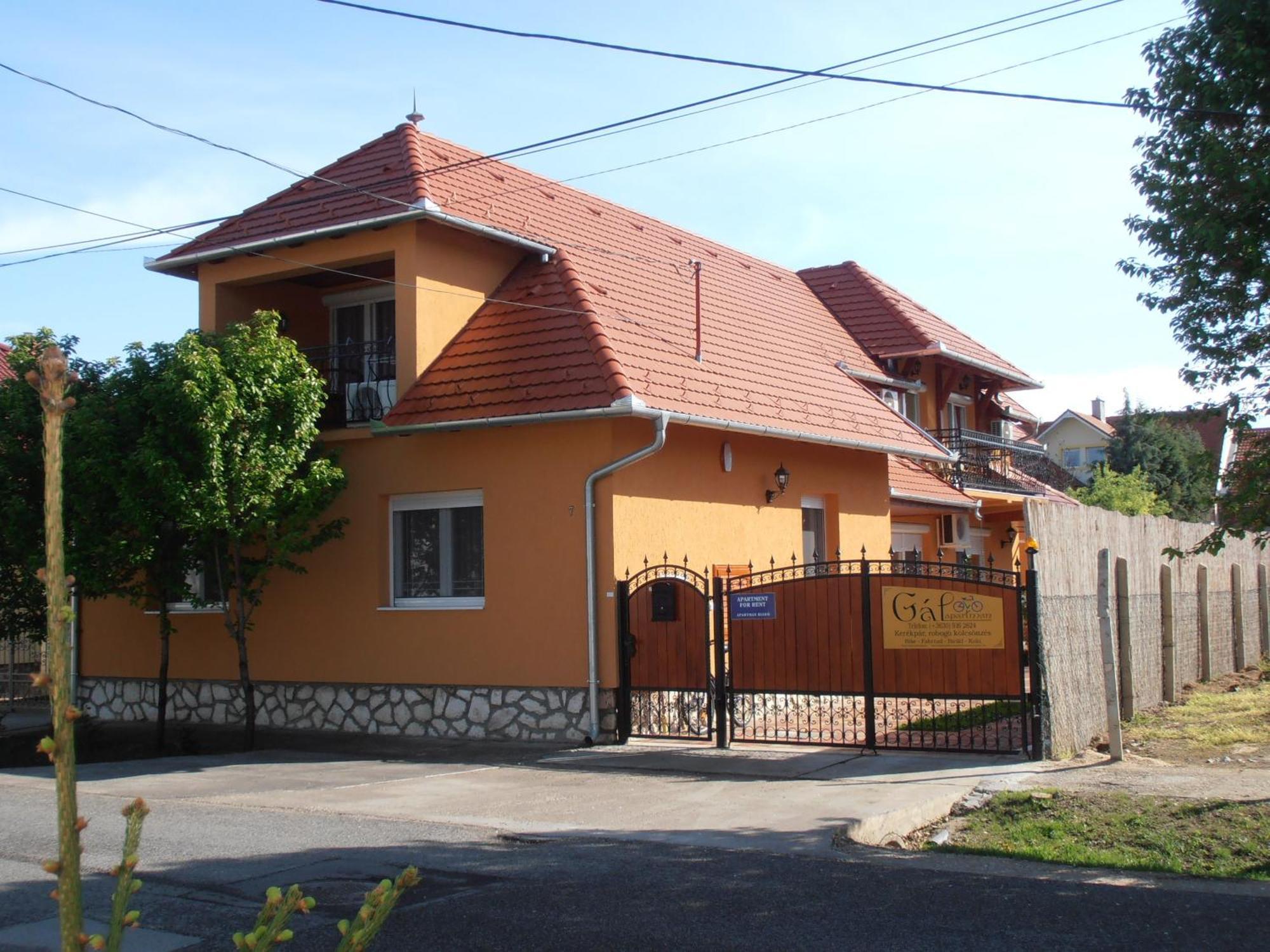 Gal Apartmanhaz Гаркань Екстер'єр фото