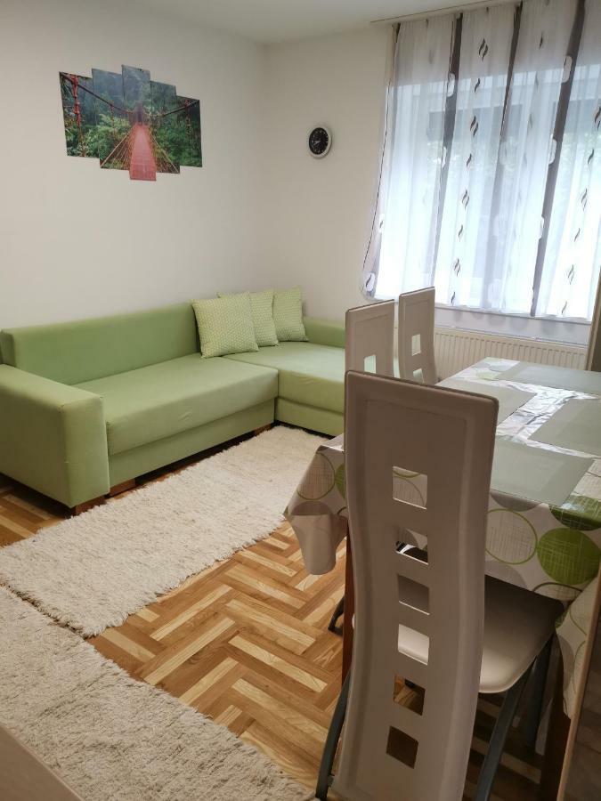 Gal Apartmanhaz Гаркань Екстер'єр фото
