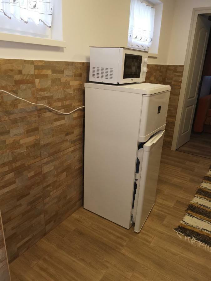 Gal Apartmanhaz Гаркань Екстер'єр фото